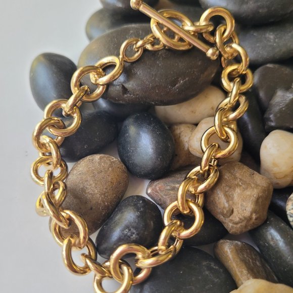 Italian-Made Polished Round Toggle Link Bracelet - Picture 11 of 11